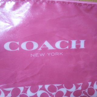 コーチ(COACH)のCOACHビニールポーチ(ポーチ)