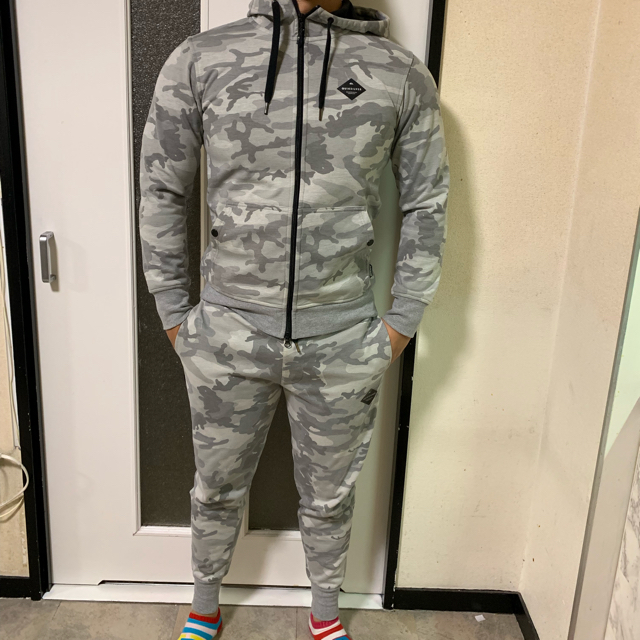 QUIKSILVER - QUIKSILVER 迷彩ジャージの通販 by F☆'s shop QUIKSILVER - QUIKSILVER 迷彩ジャージの通販 by F☆'s shop