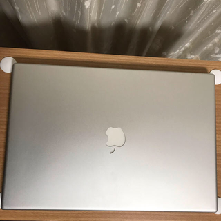 アップル(Apple)のMacBook pro(ノートPC)