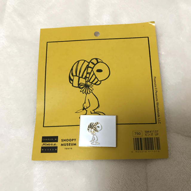 PEANUTS(ピーナッツ)のスヌーピーミュージアム限定ピンバッジガチャ エンタメ/ホビーのアニメグッズ(バッジ/ピンバッジ)の商品写真