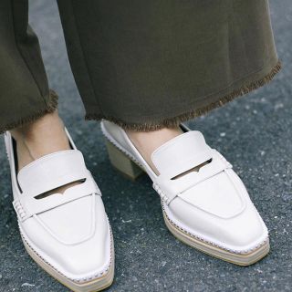 アメリヴィンテージ(Ameri VINTAGE)の★週末限定値下げ★アメリヴィンテージ 今季AMERI CHASM LOAFER(ローファー/革靴)