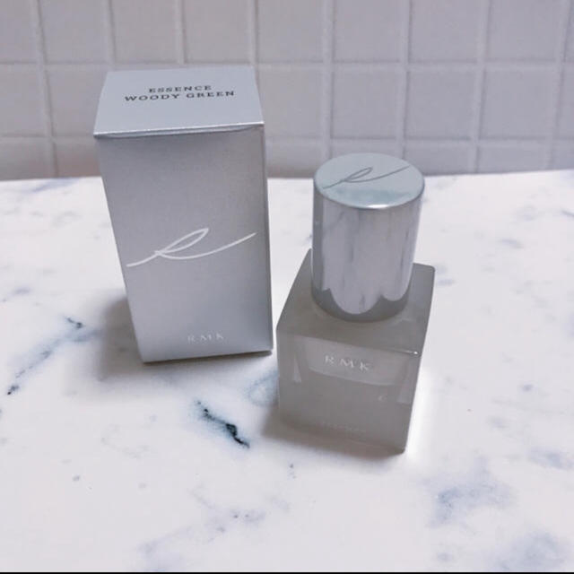 RMK(アールエムケー)の新品❤︎ RMK エッセンス ウッディーグリーン オードトワレ コスメ/美容の香水(ユニセックス)の商品写真