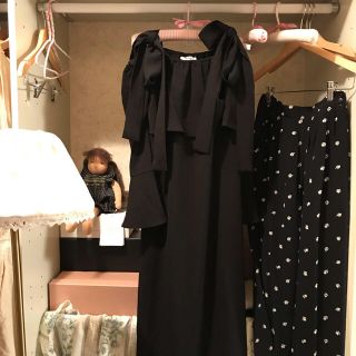 ロンハーマン(Ron Herman)のganni black ribbon dress.(ひざ丈ワンピース)