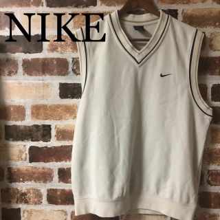 ナイキ(NIKE)の［ NIKE ］ナイキ 白  ベスト (ベスト)