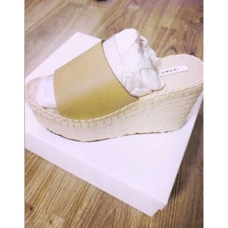 アメリヴィンテージ(Ameri VINTAGE)のAmeri MEDI DISTORT PLATFORM SANDAL(サンダル)