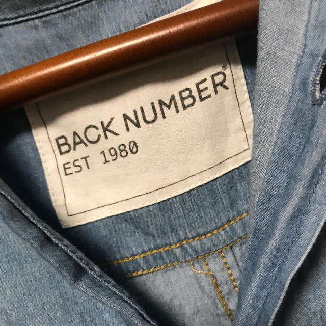 BACK NUMBER(バックナンバー)のバックナンバー デニムシャツ レディースのトップス(シャツ/ブラウス(長袖/七分))の商品写真