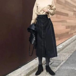 ザラ(ZARA)のzara コントラストステッチスカート(ロングスカート)