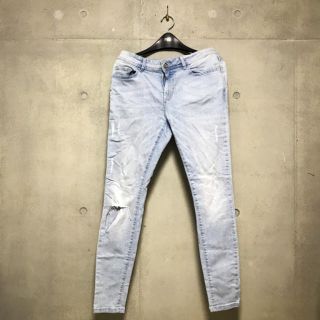 ベルシュカ(Bershka)のダメージジーンズ スキニー(デニム/ジーンズ)