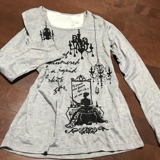 マウジー(moussy)のプチプラ 新品未使用 姫柄ロンT(Tシャツ(長袖/七分))