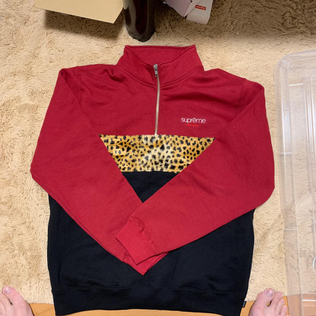Supreme(シュプリーム)の18aw leopard panel harf zip sweatshirt メンズのトップス(スウェット)の商品写真