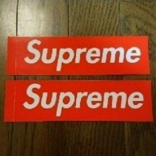 シュプリーム(Supreme)の2枚 国内正規品 ノベルティー Box Logo ステッカー Red(ステッカー)