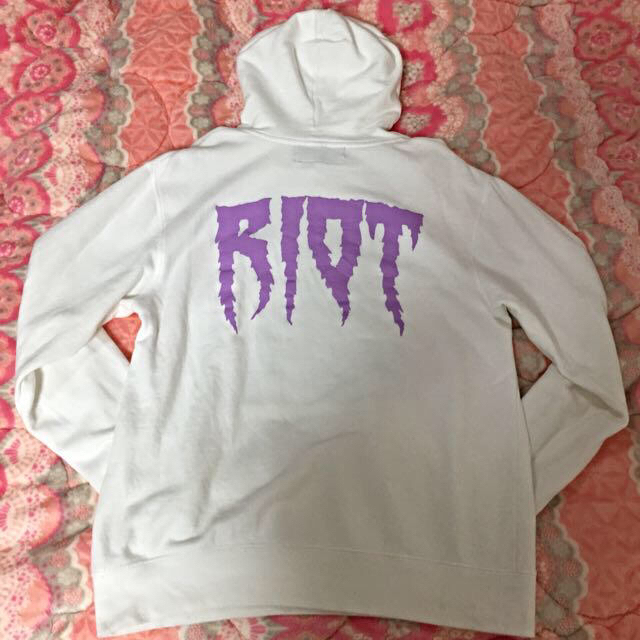 MILKBOY(ミルクボーイ)の美品☆RIOT RABBITパーカー レディースのトップス(パーカー)の商品写真