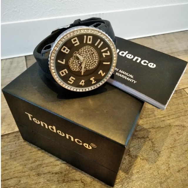 Tendence(テンデンス)の[ ※今週末にて出品終了 ] テンデンス ガリバーラウンドスカル メンズ腕時計 メンズの時計(腕時計(アナログ))の商品写真