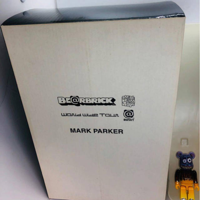 400% 100% ベアブリック BE@RBRICK MARK PARKER 400% 100% ベアブリック BE@RBRICK MARK PARKER