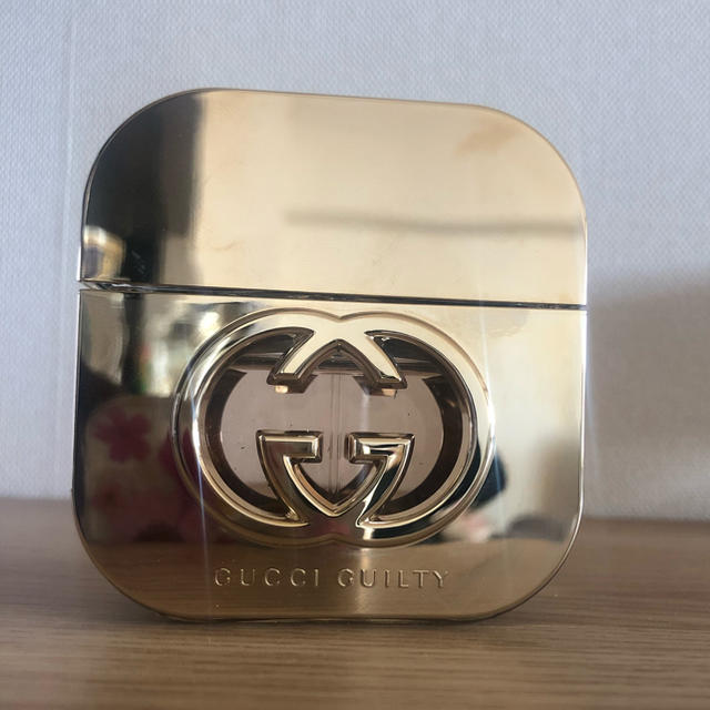 Gucci(グッチ)のグッチ GUCCI ギルティ  30ml コスメ/美容の香水(香水(女性用))の商品写真
