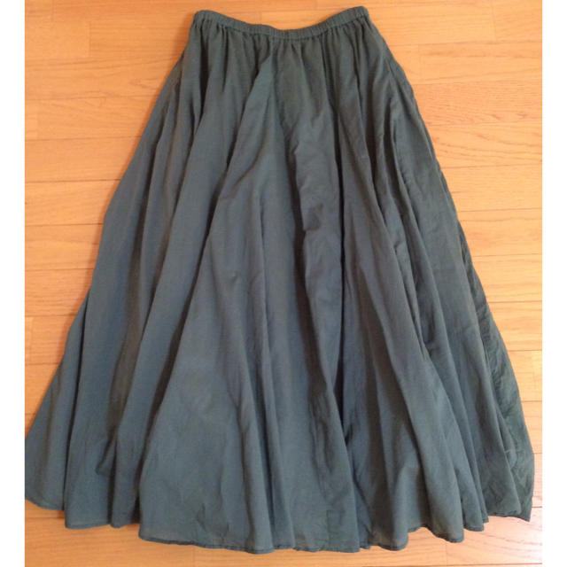 UNITED ARROWS(ユナイテッドアローズ)のコットンマキシスカート【グリーン】 レディースのスカート(ロングスカート)の商品写真