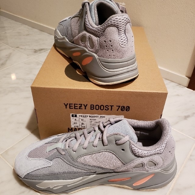 adidas yeezy boost 700 27.0cmイナーシャ 新品未使用