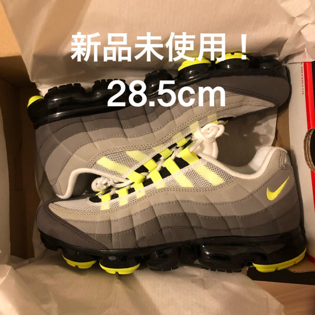 NIKE AIR VAPORMAX 95 black / volt-medium