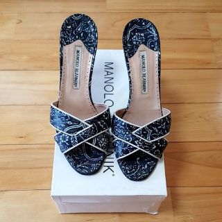 マノロブラニク(MANOLO BLAHNIK)のマノロブラニク　サンダル(サンダル)