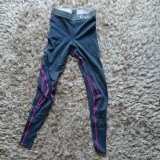 シースリーフィット(C3fit)のC3fit ロングタイツ(ウェア)