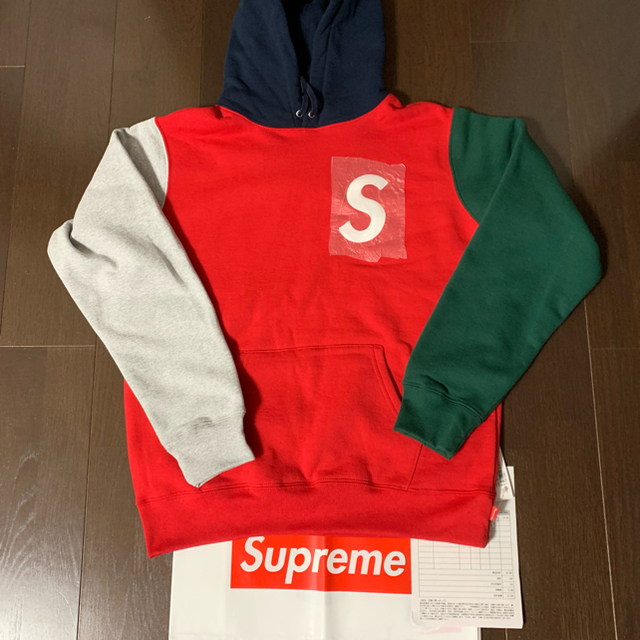 Supreme supreme Sロゴスウェット