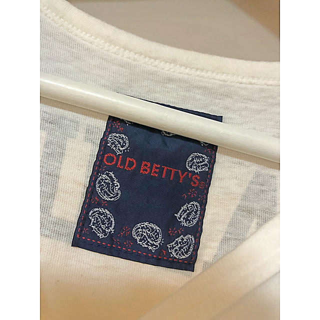 OLD BETTY'S(オールドベティーズ)の【 OLD BETTY'S 】スヌーピー、ピーナッツ、コラボTシャツ★ レディースのトップス(Tシャツ(半袖/袖なし))の商品写真