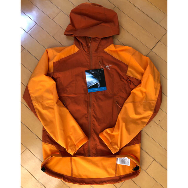 ARC'TERYX(アークテリクス)のアークテリクス GAMMA SL HYBRID HOODY   BEAMS メンズのジャケット/アウター(マウンテンパーカー)の商品写真