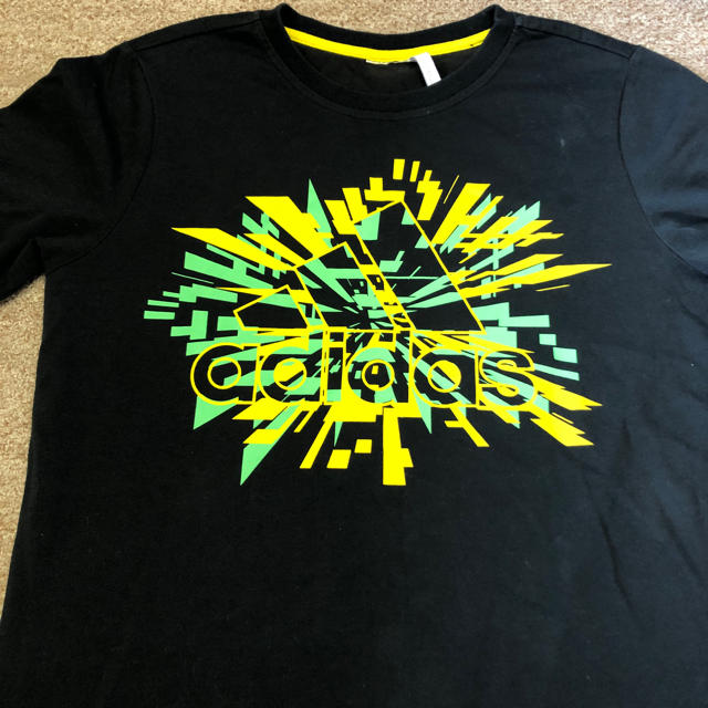 adidas(アディダス)のadidas 半袖Tシャツ 上下 コーデ キッズ/ベビー/マタニティのキッズ服男の子用(90cm~)(Tシャツ/カットソー)の商品写真