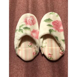 ローラアシュレイ(LAURA ASHLEY)の美品★ LAURA ASHLEY ルームシューズ(スリッパ/ルームシューズ)