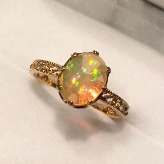 K18WG オパール リング 2.27CT