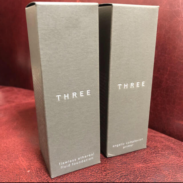 THREE(スリー)のthree 新品未開封 リキッドファンデ＆メーキャップベース2点セット コスメ/美容のベースメイク/化粧品(ファンデーション)の商品写真