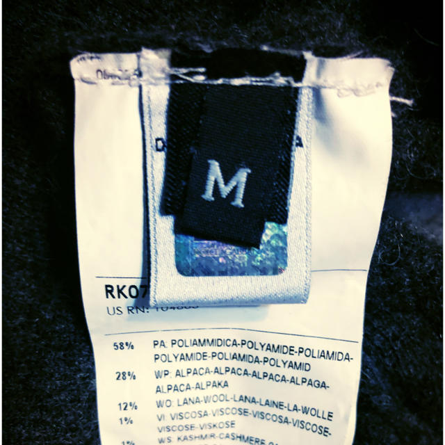 DOLCE&GABBANA(ドルチェアンドガッバーナ)の美品D&Gドルチェ&ガッバーナmニットVネック46セーター4ワッペン付 メンズのトップス(ニット/セーター)の商品写真