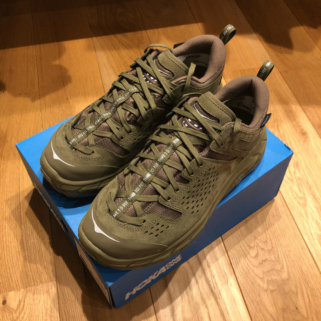 Engineered Garments(エンジニアードガーメンツ)のHOKA ONE ONE TOR ULTRA LOW ホカオネオネ オリーブ メンズの靴/シューズ(スニーカー)の商品写真