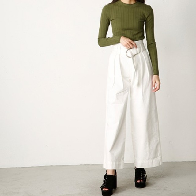 moussy(マウジー)のMOUSSY♡新品タグ付き！HL HIGH WAIST BELTED WIDE レディースのパンツ(デニム/ジーンズ)の商品写真