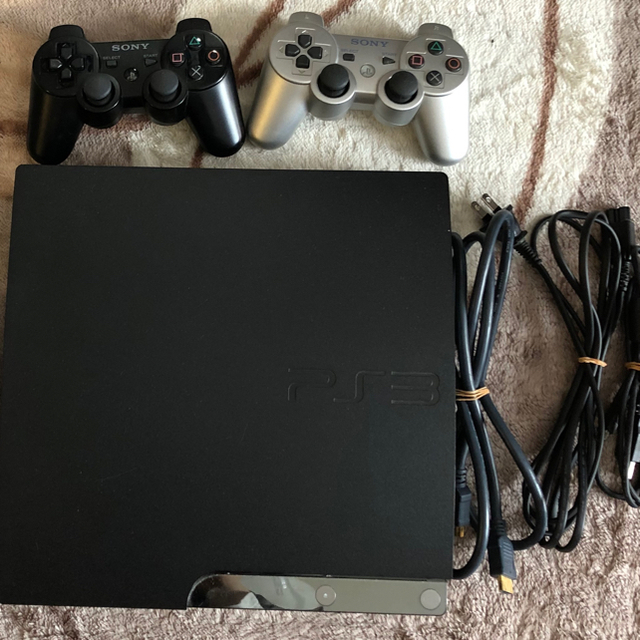 PlayStation3(プレイステーション3)のPS3 本体 CECH-2000A 120GB  おまけ付き エンタメ/ホビーのゲームソフト/ゲーム機本体(家庭用ゲーム機本体)の商品写真