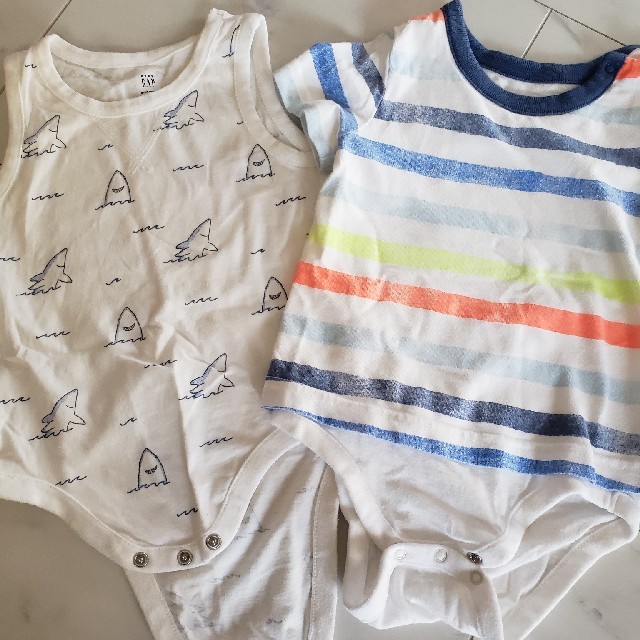 babyGAP(ベビーギャップ)のGAPタンクトップ＆Ｔシャツ80 キッズ/ベビー/マタニティのベビー服(~85cm)(Ｔシャツ)の商品写真