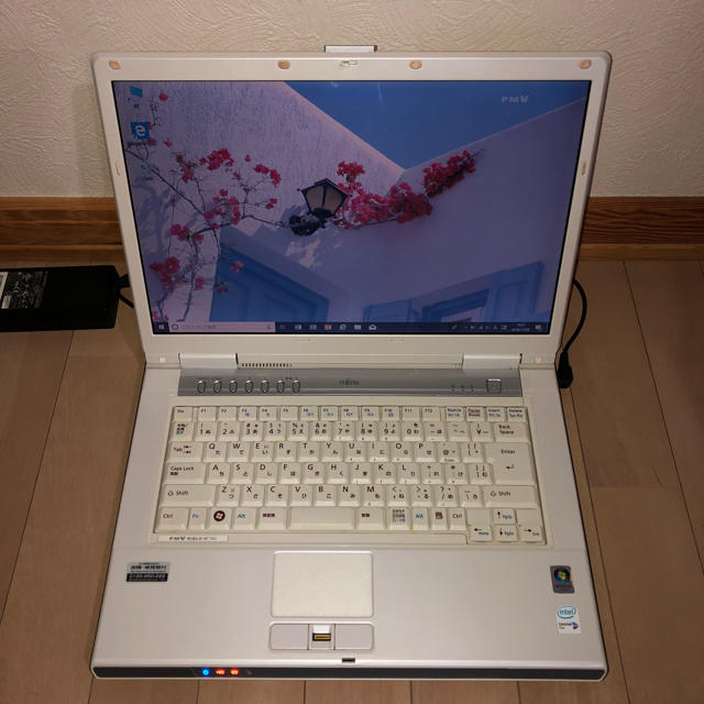 富士通(フジツウ)のSSD搭載 windows10 ノートパソコンoffice付き スマホ/家電/カメラのPC/タブレット(ノートPC)の商品写真