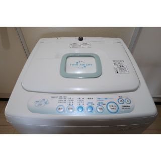 トウシバ(東芝)の【黒崎チャン様専用】4.2kg 洗濯機 東芝 2011年製(洗濯機)