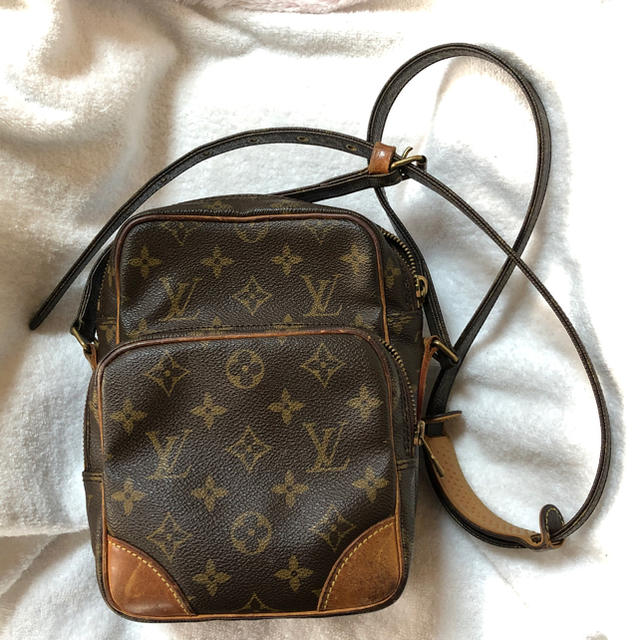 LOUIS VUITTON ( ルイ・ヴィトン ) ショルダーバック 正規品