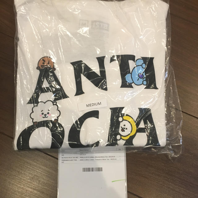 防弾少年団(BTS)(ボウダンショウネンダン)のM ANTI SOCIAL SOCIAL CLUB BTS 防弾少年団 BT21 メンズのトップス(Tシャツ/カットソー(半袖/袖なし))の商品写真