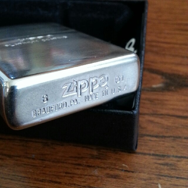 ZIPPO(ジッポー)の2001年製 ヴィンテージジッポライター!! メンズのファッション小物(タバコグッズ)の商品写真