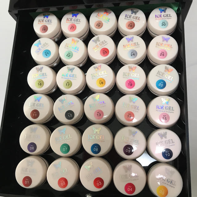 国産】 ICE GEL☆カラージェル☆中古☆120色セット+3色☆まとめ売り 国産】 ICE GEL☆カラージェル☆中古☆120色セット+3色☆まとめ売り