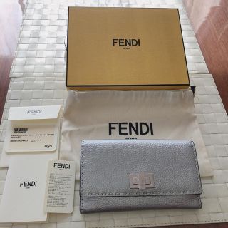 フェンディ(FENDI)のいしちゃん様 専用‼️美品‼︎  FENDI フェンディ  長財布(財布)