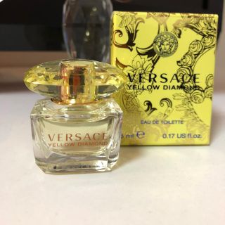 ヴェルサーチ(VERSACE)のVERSACE☆ミニ香水(香水(女性用))