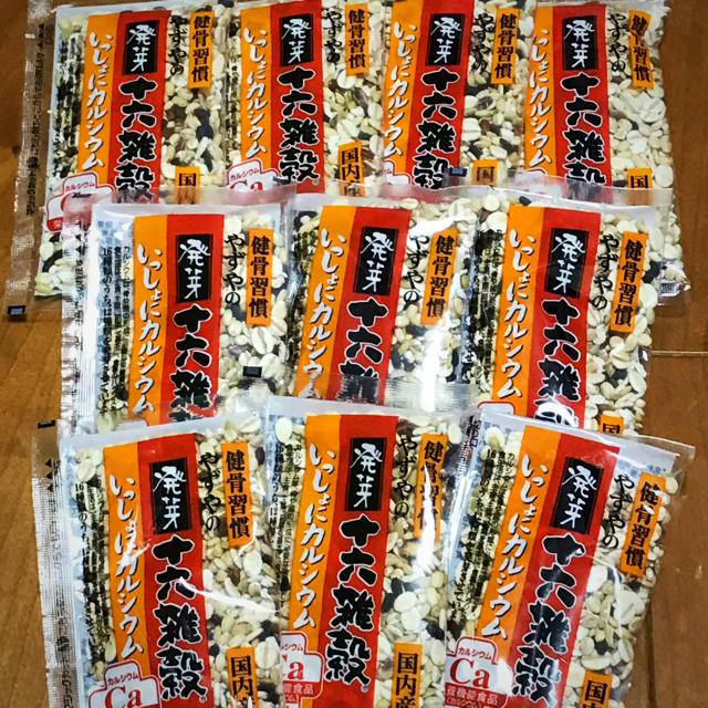 やずや(ヤズヤ)のやずや発芽十六雑穀いっしょにカルシウム10袋 食品/飲料/酒の食品(米/穀物)の商品写真