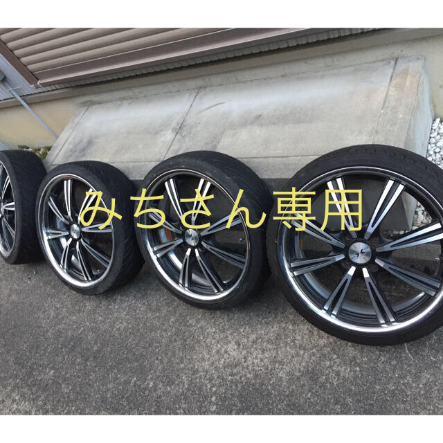 自動車17インチ  アルミホイール