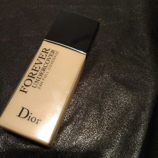 ディオール(Dior)のフォーエヴァー アンダーカバー010(ファンデーション)