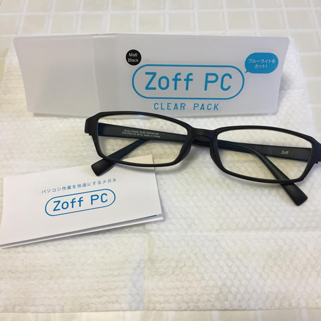 Zoff(ゾフ)のブルーライトカット眼鏡 レディースのファッション小物(サングラス/メガネ)の商品写真