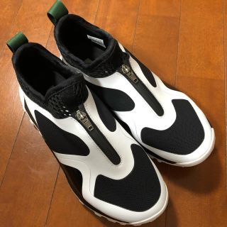 アディダスバイステラマッカートニー(adidas by Stella McCartney)のadidas by Stella McCartneyスニーカー(スニーカー)