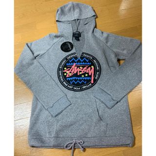 ステューシー(STUSSY)のみき様専用STUSSY☆新品,未使用品 レディースグレーパーカー(パーカー)